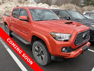Used 2018 Toyota Tacoma TRD Sport video 1