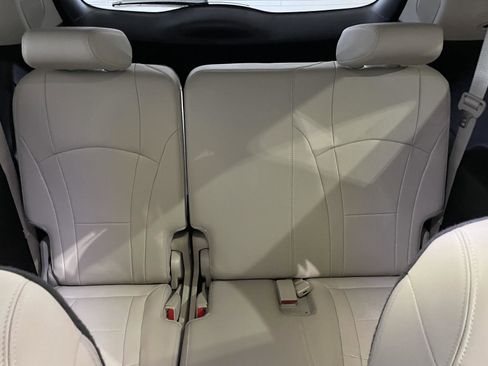 Used 2020 Buick Enclave Premium w/ Surround and Sites Package image 22