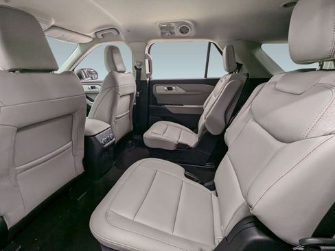 New 2026 Ford Explorer Active w/ Active Comfort Package image 18