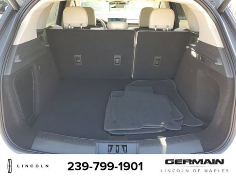 New 2026 Lincoln Corsair Reserve image 21