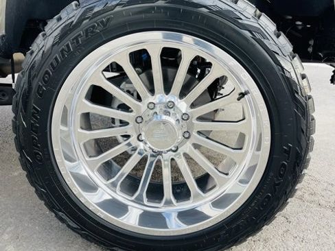 Used 2026 Ford F350 Platinum w/ Platinum Plus Package image 10