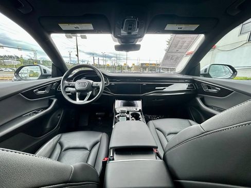Used 2021 Audi Q8 Premium Plus AWD/4WD image 18