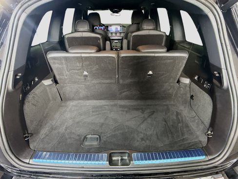 Used 2025 Mercedes-Benz GLS 450 4MATIC image 35
