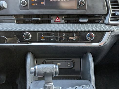 Used 2024 Kia Sportage LX image 25