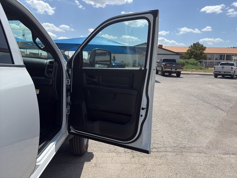 New 2026 RAM 4500 Tradesman w/ Chrome Appearance Group AWD/4WD image 14