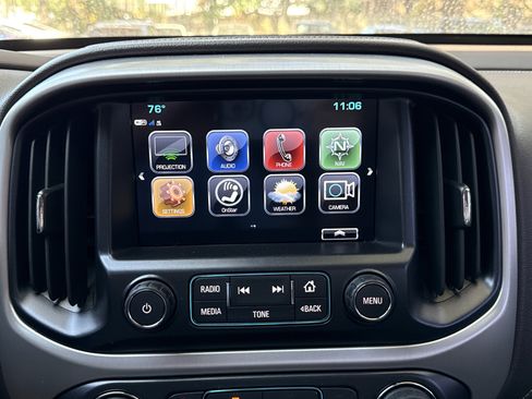 Used 2018 GMC Canyon SLT w/ Driver Alert Package image 18