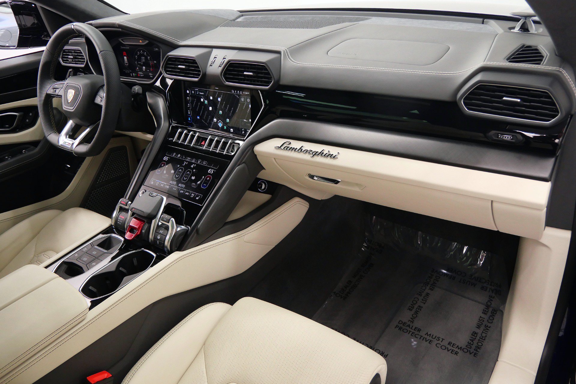 Used 2022 Lamborghini Urus AWD/4WD image 14