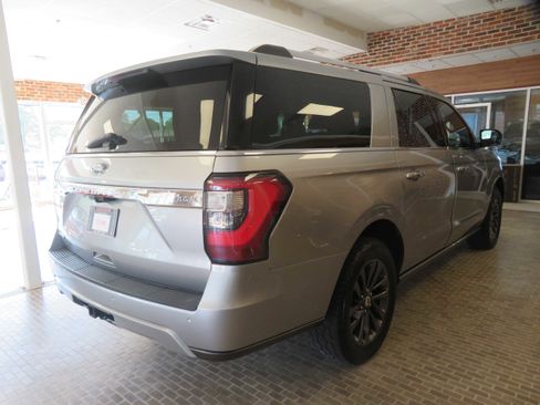 Used 2021 Ford Expedition Max Limited image 4