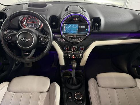 Used 2019 MINI Cooper Countryman S w/ Convenience Package FWD image 9
