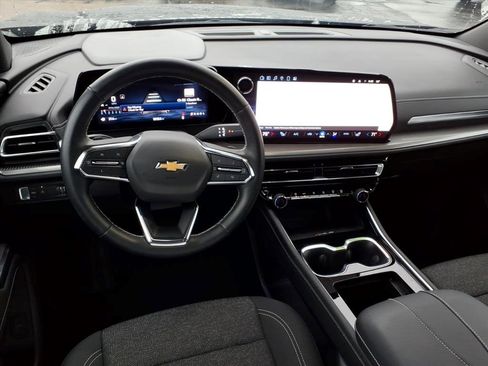 Certified 2024 Chevrolet Traverse LT image 12