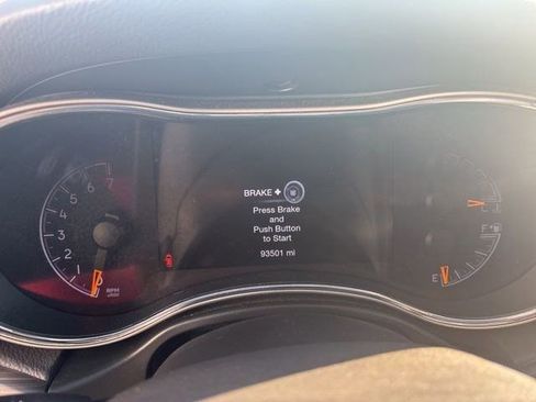 Used 2021 Jeep Grand Cherokee Limited w/ Luxury Group II AWD/4WD image 14