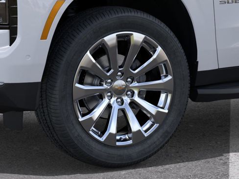 New 2026 Chevrolet Suburban Premier image 33