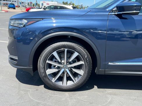 Used 2026 Acura MDX SH-AWD w/ Technology Package image 5