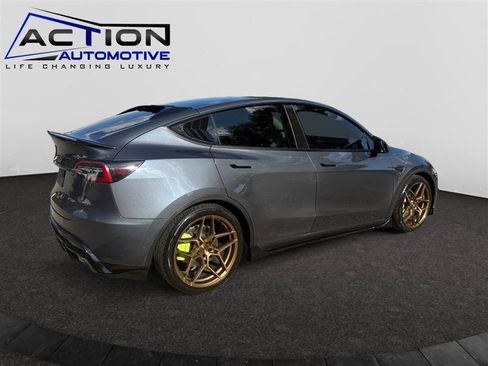 Used 2022 Tesla Model Y Performance AWD/4WD image 7