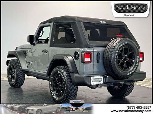 Used 2022 Jeep Wrangler Willys image 6