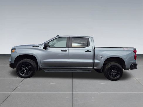Used 2025 Chevrolet Silverado 1500 Custom Trail Boss w/ LPO, Dark Essentials Package AWD/4WD image 3