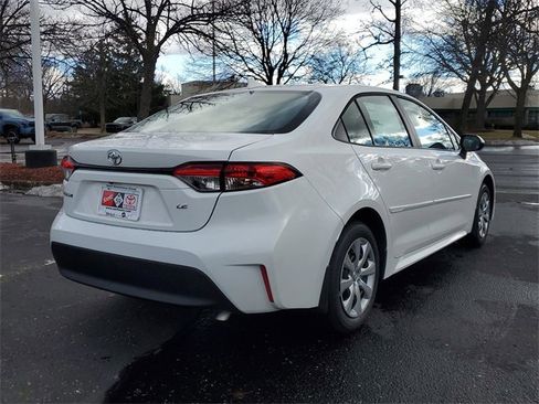 New 2026 Toyota Corolla LE image 4