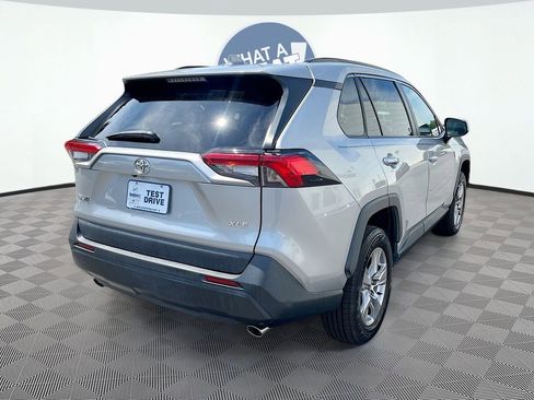 Used 2023 Toyota RAV4 XLE w/ Convenience Package FWD image 6