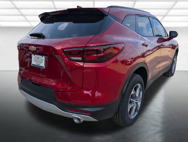 New 2026 Chevrolet Blazer LT w/ Convenience Package FWD image 28