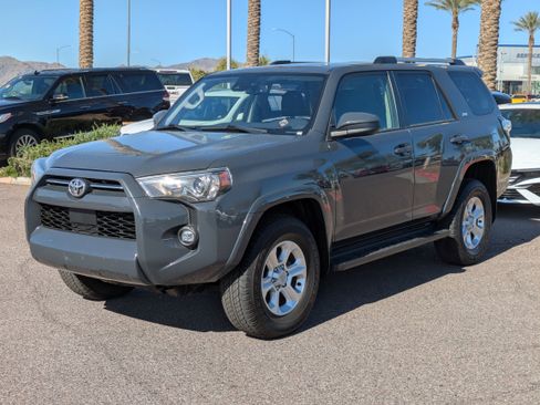 Used 2024 Toyota 4Runner SR5 image 7