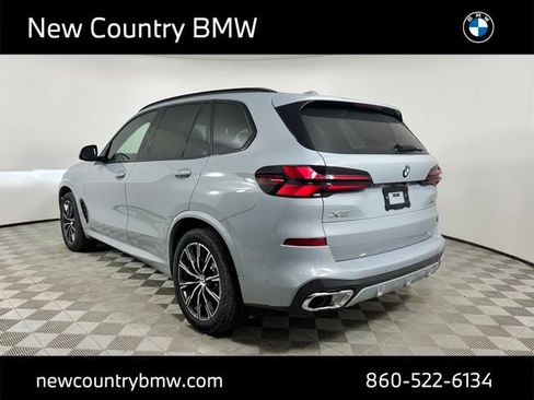 New 2026 BMW X5 xDrive40i w/ M Sport Package AWD/4WD image 5