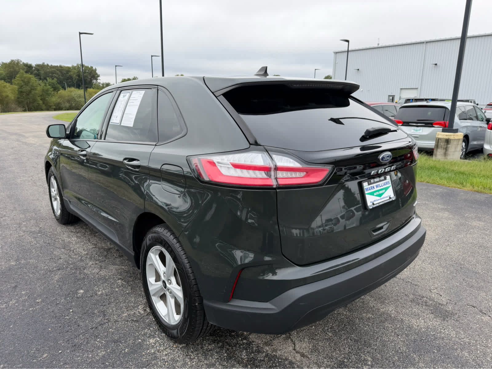 Used 2024 Ford Edge SE AWD/4WD image 7