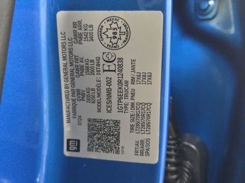 Used 2024 GMC Canyon AT4X image 19