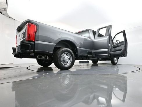 New 2026 Ford F250 XL RWD image 40