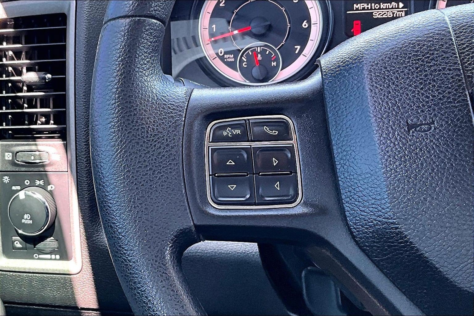 Used 2019 RAM 1500 Express w/ Express Value Package AWD/4WD image 19