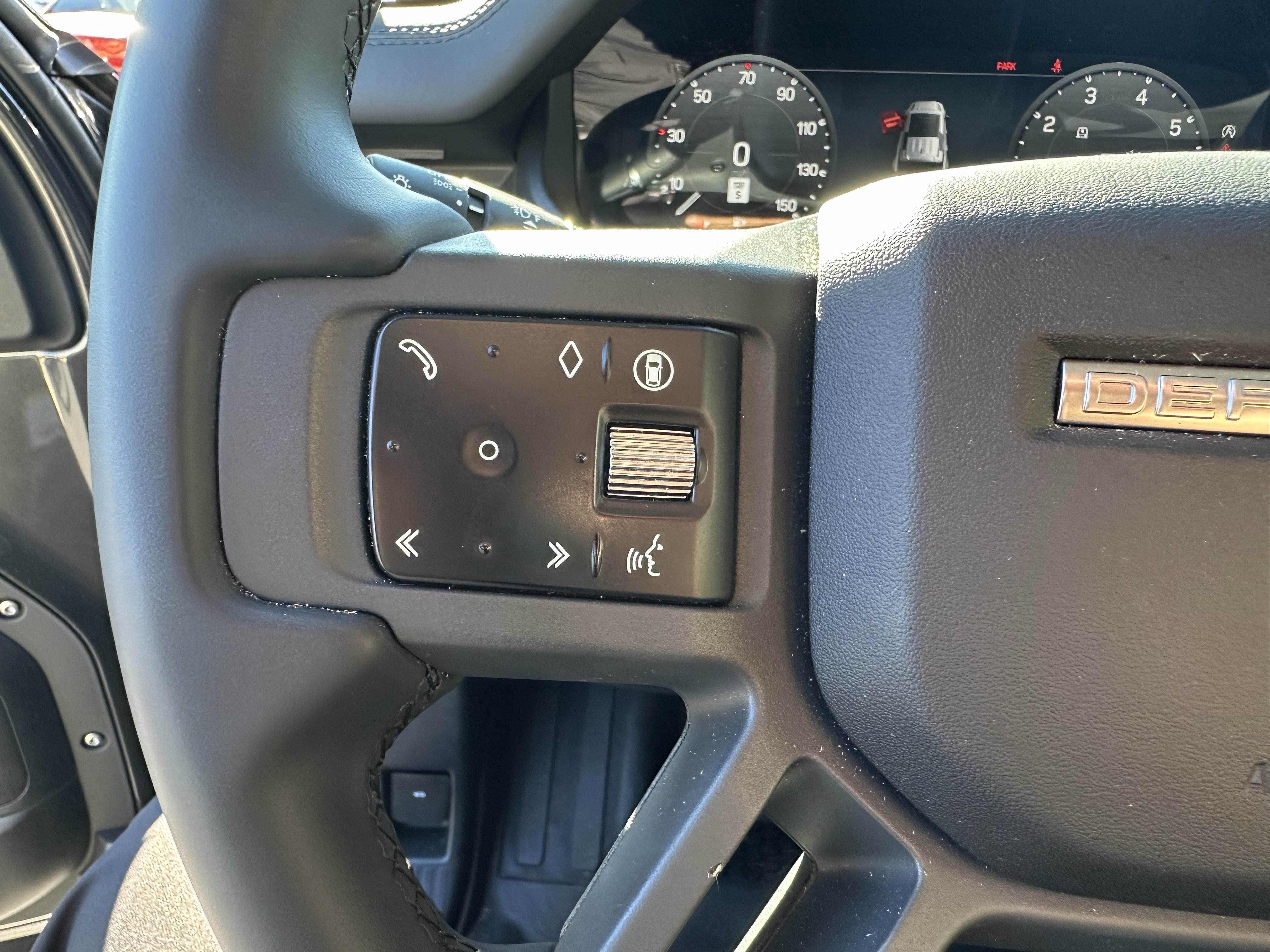Used 2025 Land Rover Defender 110 S AWD/4WD image 20