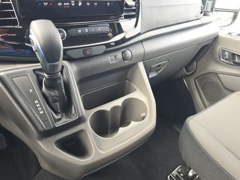 Used 2025 Ford Transit 350 XLT image 33