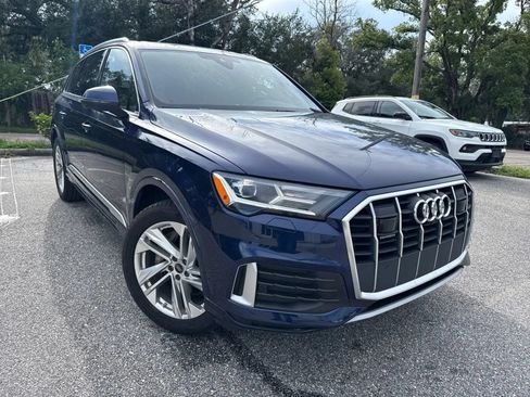 Used 2023 Audi Q7 2.0T Premium w/ Convenience Package AWD/4WD image 4