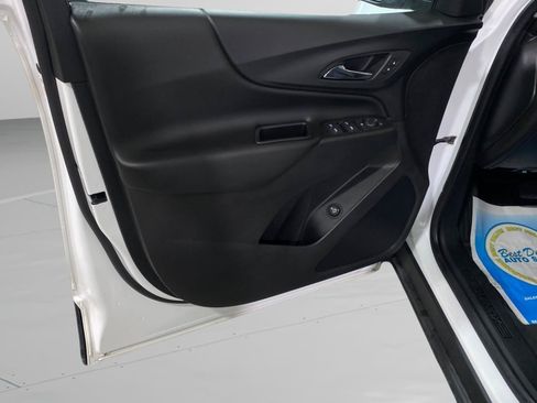 Used 2020 Chevrolet Equinox LT AWD/4WD image 19