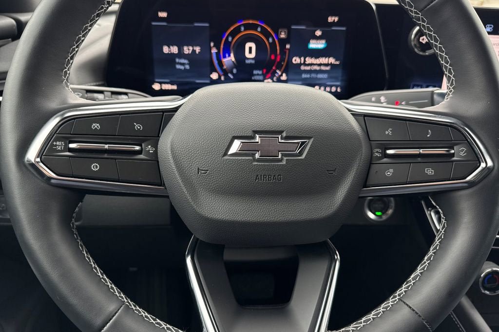 New 2026 Chevrolet Traverse LT w/ Midnight/Sport Edition FWD image 25