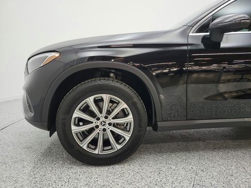 Used 2026 Mercedes-Benz GLC 300 image 27