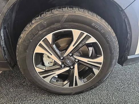 Used 2024 Subaru Crosstrek 2.0i Premium AWD/4WD image 39