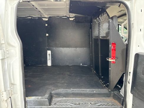 Used 2017 Ford Transit 250 148 Low Roof RWD image 13