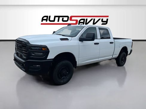 Used 2025 RAM 2500 Tradesman w/ Bed Convenience Group AWD/4WD image 3