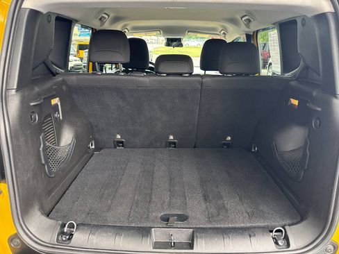 Used 2017 Jeep Renegade Latitude AWD/4WD image 19