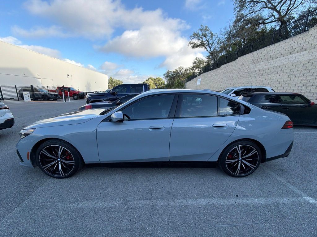 Certified 2024 BMW 530i w/ M Sport Package RWD image 2