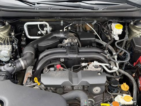 Used 2018 Subaru Outback 2.5i Touring image 15