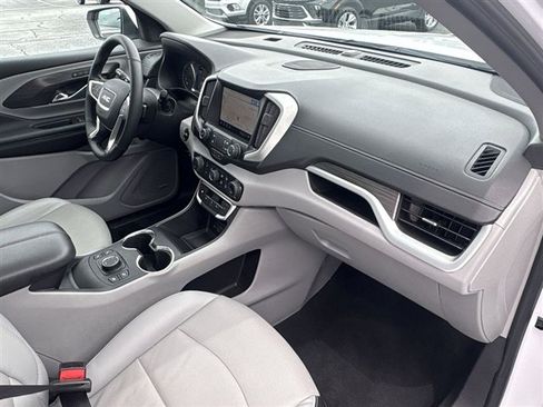 Used 2024 GMC Terrain SLT w/ Infotainment Package II AWD/4WD image 29