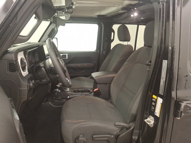 Used 2024 Jeep Wrangler Unlimited Sahara w/ Dual Top Group AWD/4WD image 11