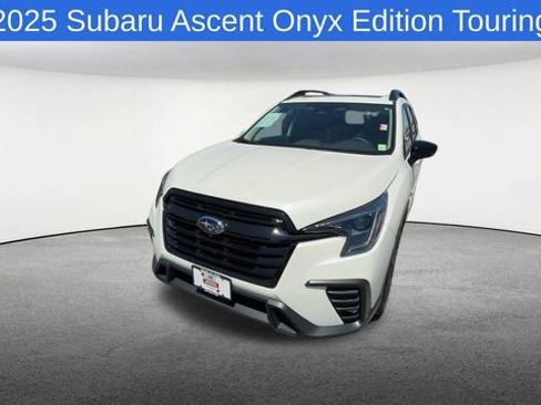 Certified 2025 Subaru Ascent Bronze Edition w/ Onyx Package AWD/4WD image 4