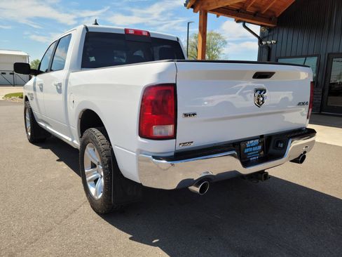 Used 2019 RAM 1500 Classic SLT w/ SLT Plus D←cor Group AWD/4WD image 6