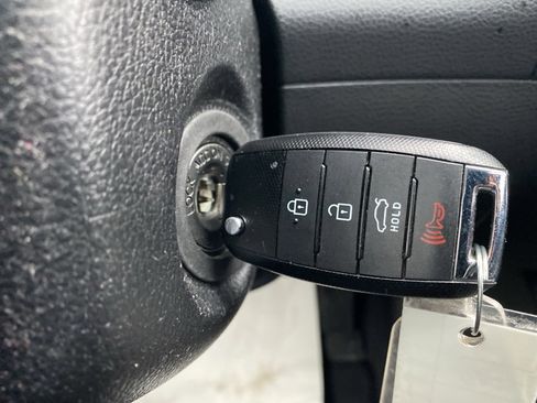 Used 2017 Kia Forte LX image 25