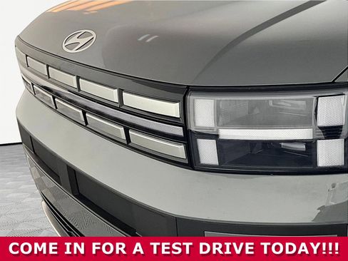Used 2025 Hyundai Santa Fe SE FWD image 29