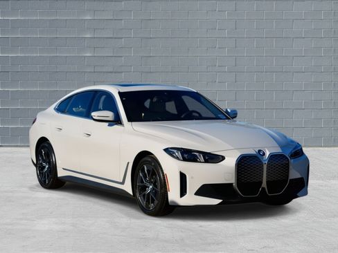 New 2026 BMW i4 eDrive40 w/ Parking Assistance Package image 1