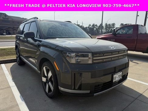 Used 2024 Hyundai Santa Fe Limited image 3