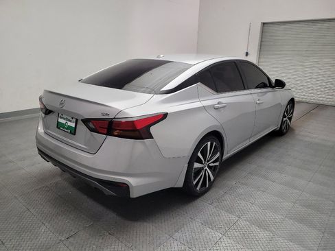 Used 2022 Nissan Altima 2.5 SR FWD image 9